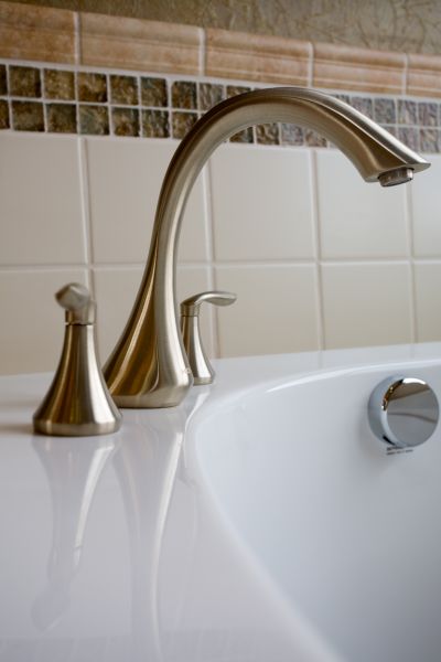 Bathtub Faucet Repair in Galveston